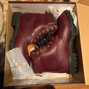 Men’s timberland boots 10.5 maroon burgundy new